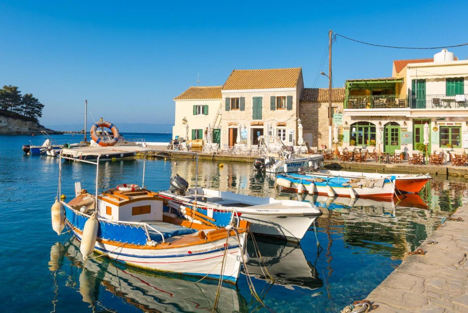 Flora Maisonettes 1 Gaios Dış mekan fotoğraf